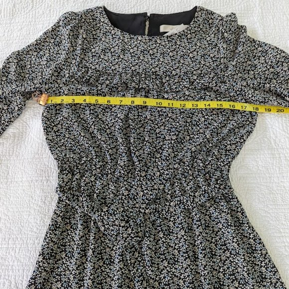 NWT Loft Floral Print Dress with ruffle detail and belted tie - Size 6 - Picture 9 of 10